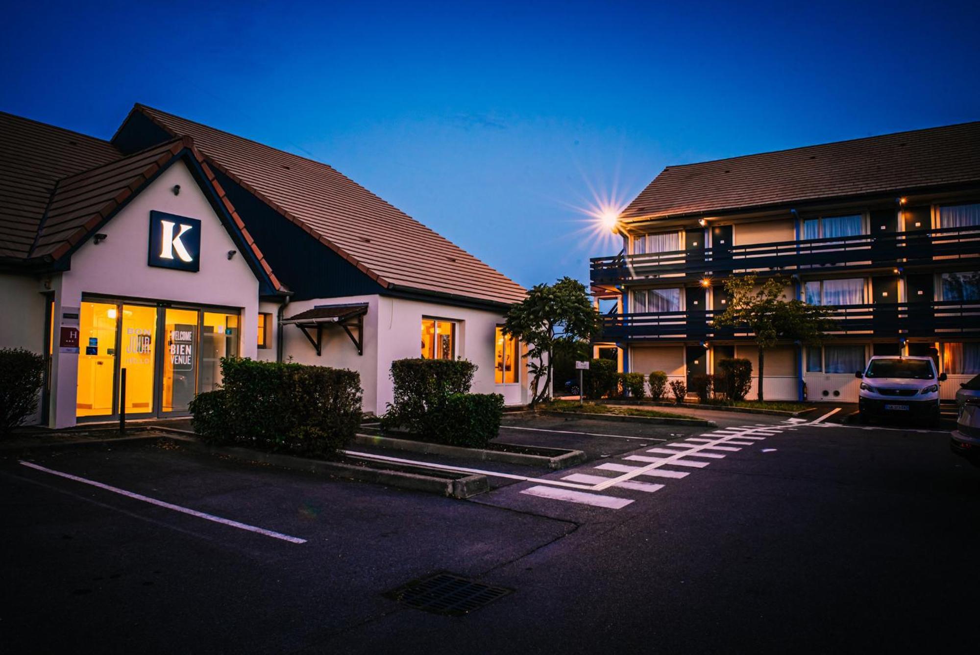 Kyriad Villeneuve Saint Georges - Hotel Renove Exterior foto